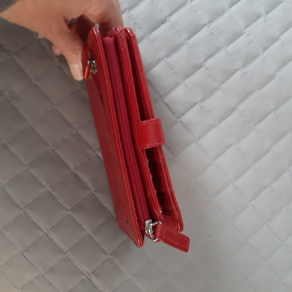 Kenneth Cole wallet - Picture 4 of 4